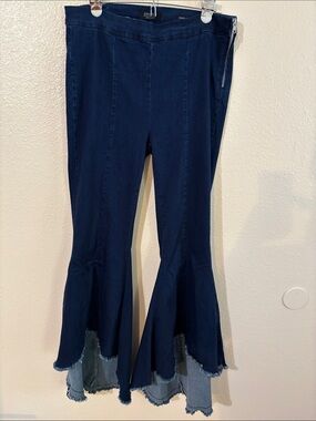 Judy Blue Dark Wash Flared Hem Jeans Size 15/32